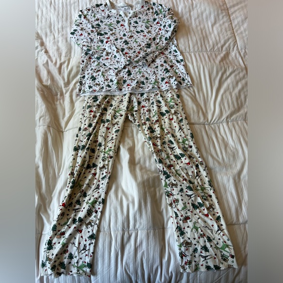 Classic Roller Rabbit Christmas Pajamas (DISCONTINUED) - Picture 2 of 2